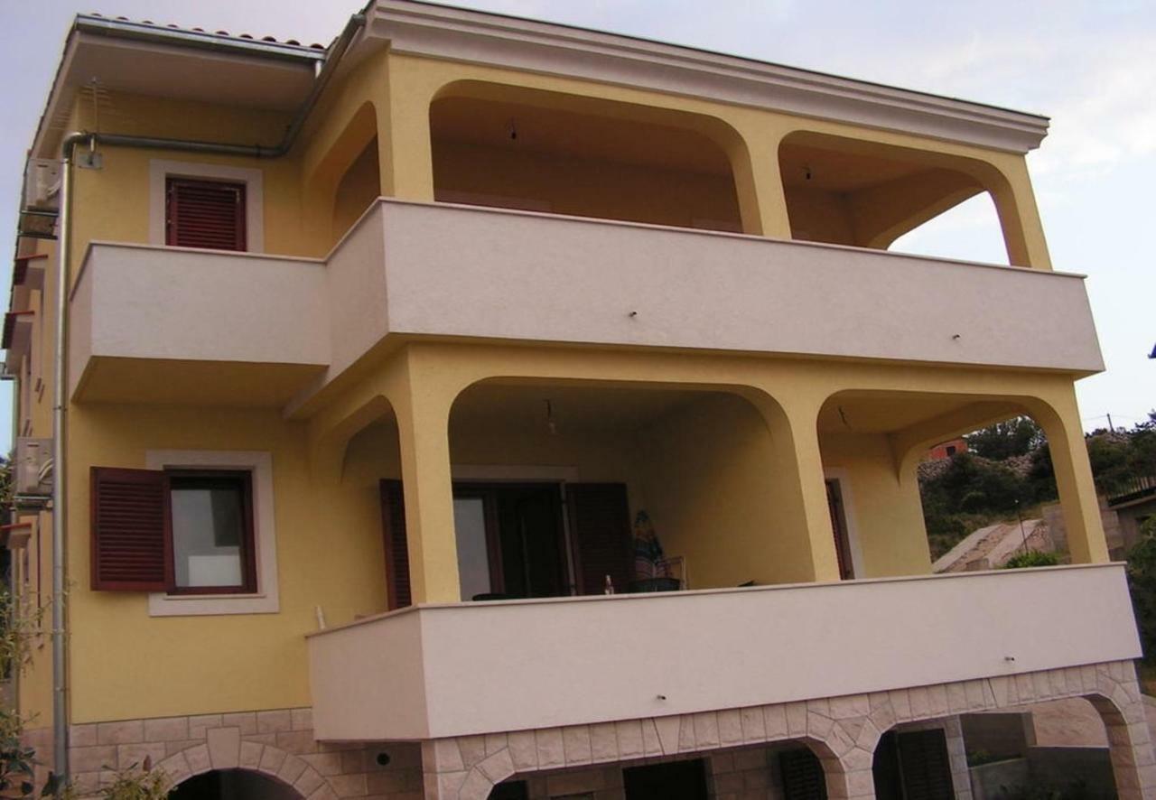 Apartments Viktor 罗戈兹尼察 外观 照片